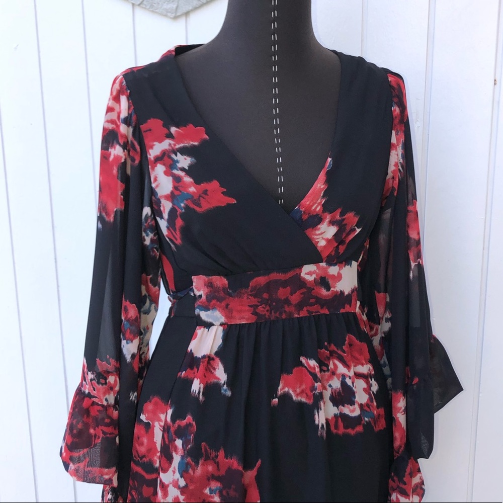 Betsey Johnson dress floral print surplice front size 2 black red bell sleeve - Picture 2 of 12